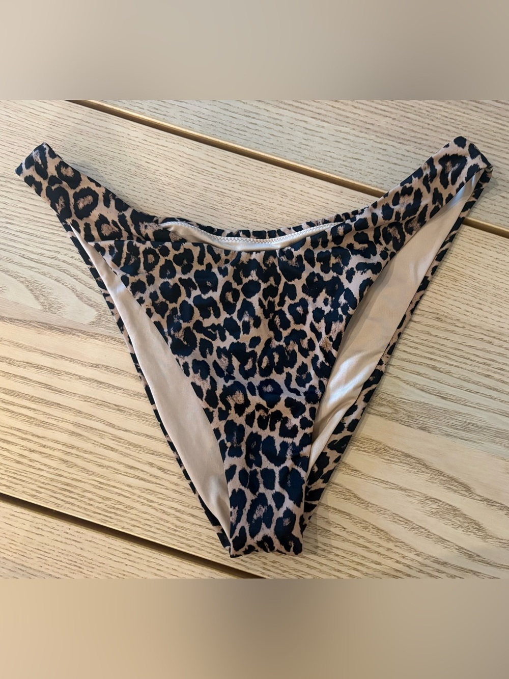 Victoria’s Secret Size L Leopard Print Bikini Bottoms - Neutral Brown & Black